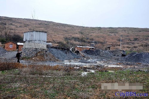 湖北黄石：矿竭城衰