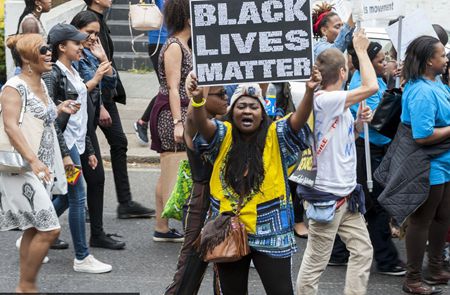 等美国精英彻底醒悟，中国已经一骑绝尘了