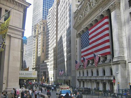 等美国精英彻底醒悟，中国已经一骑绝尘了