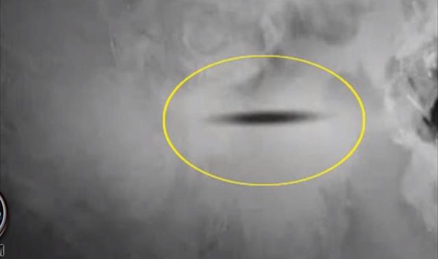 火星上拍到不明飞行物