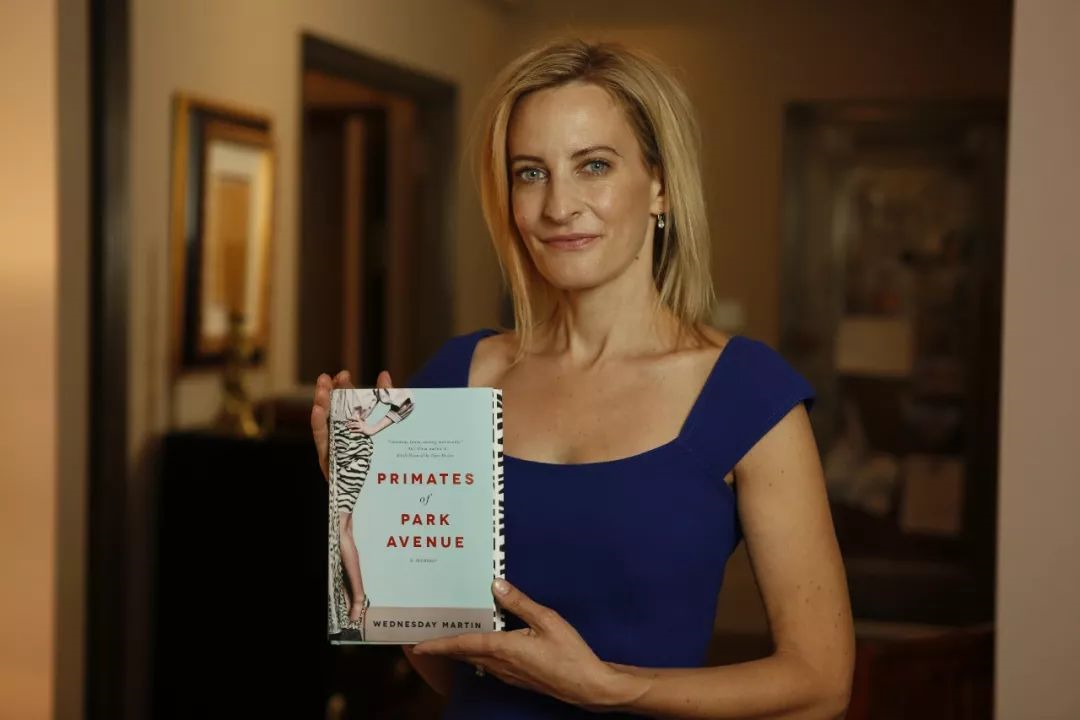 为了跻身上流社会，女人能有多拼？