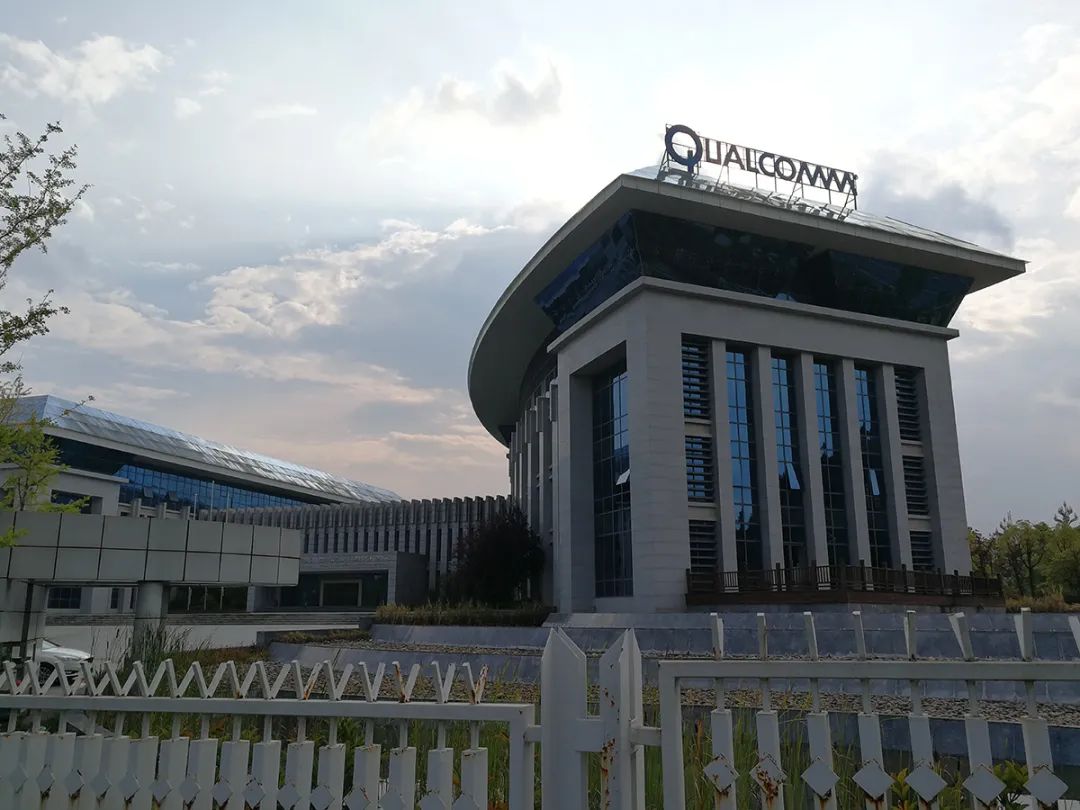 中国芯热潮遭遇烂尾潮：六个百亿级项目坍塌 3.jpeg