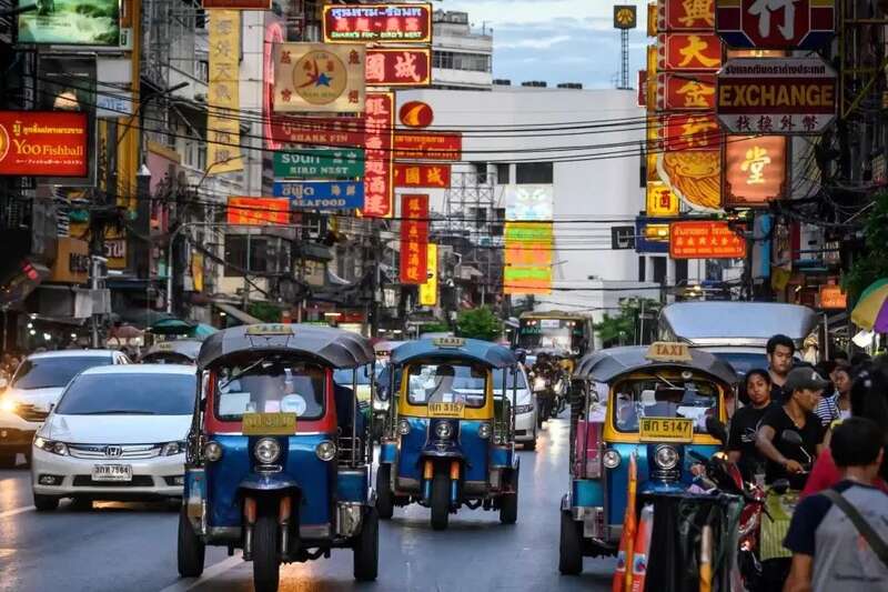 现在小型团队游和背包客成了年轻人的时尚