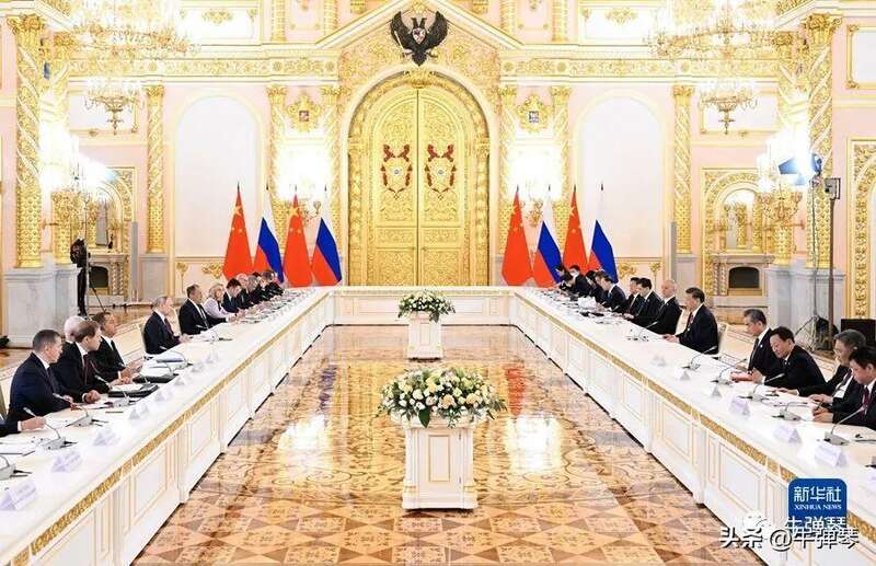 中俄联合声明中，双方强调，负责任的对话是稳步解决问题的最佳途径。俄罗斯重申致力于尽快重启和谈 ...