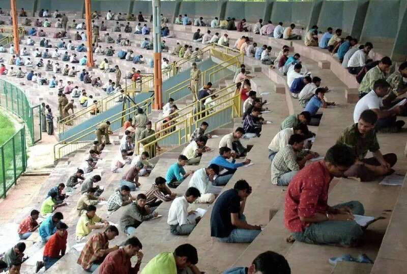 印度好大学的录取率极低，考生竞争激烈