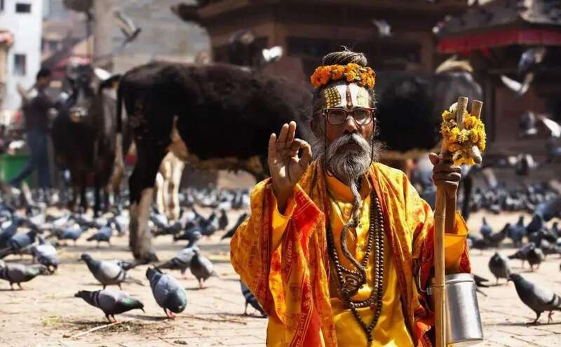 印度是宗教大国，宗教需要人口，宗教团体就难以让计划生育成功