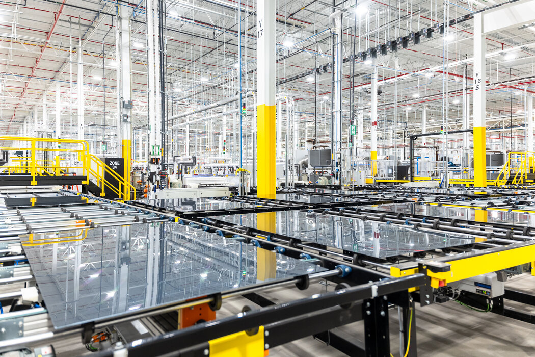 俄亥俄州佩里斯堡的一家太阳能电池板工厂