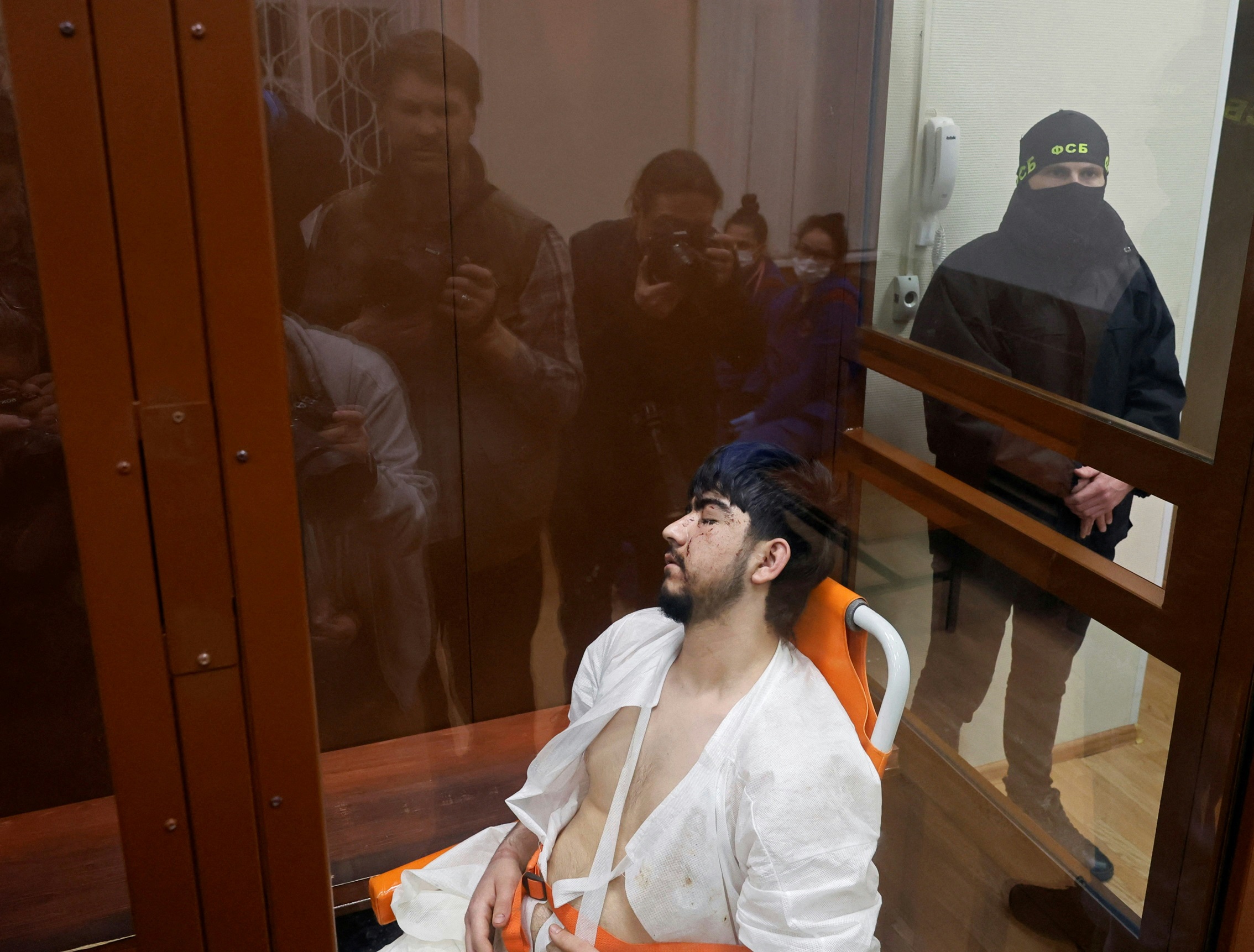 俄罗斯莫斯科恐袭案4疑犯提堂 21.jpg