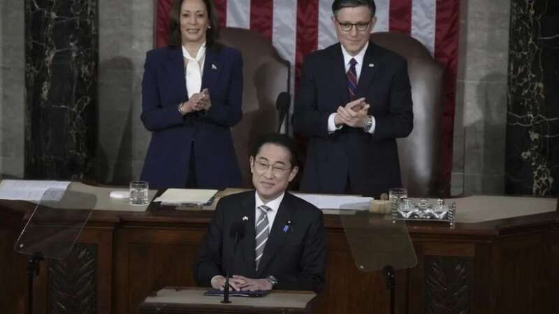 日本首相岸田文雄向美国国会参众两院联席会议发表演讲