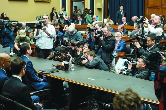 TikTok首席执行官周受资出席美国国会众议院能源和商务委员会听证会