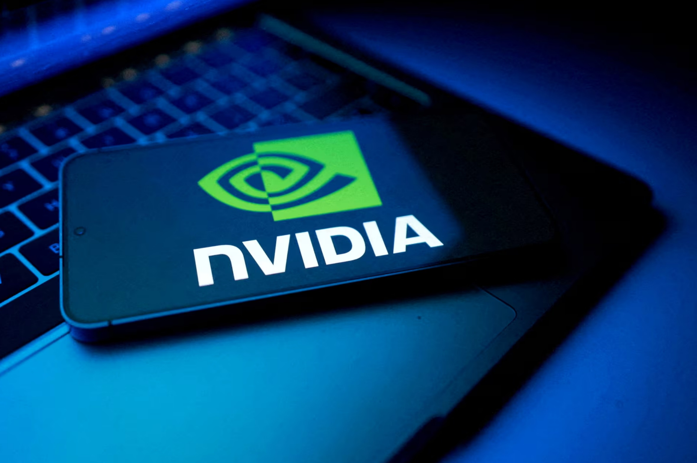 插图中出现了 NVIDIA 的标志 插图中出现了 NVIDIA 的标志